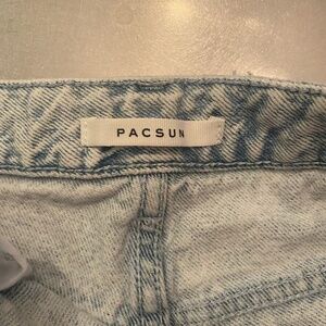 PacSun light washed jean shorts